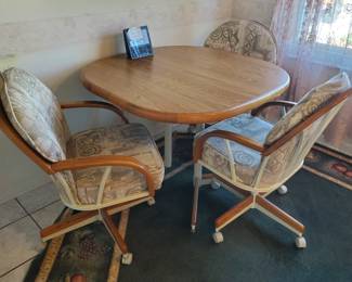 Comes with 4 chairs