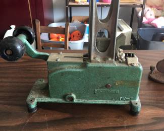 Steelpix Professional florist flower pick stemming machine