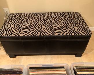 Storage bench