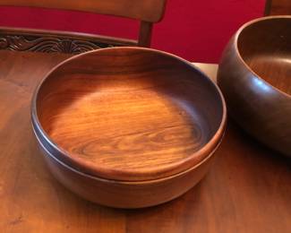 Koa wood salad bowl signed Garon