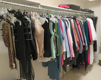 Women's clothing - medium/large, pants size 10