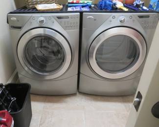 Washer and dryer - no pedestals