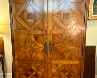 Armoire with walnut veneer with rhombus inset design - adjustable shelves