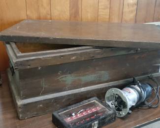 Tool chest wood . Tools