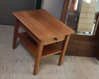 End table