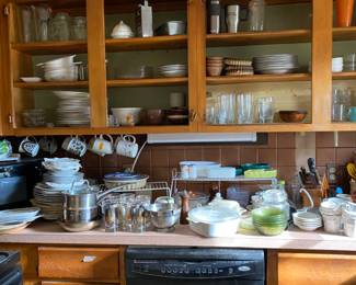 Plates, bowls, mugs & glasses $1.00 each
