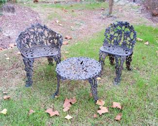 Vintage Victorian Wrought-iron Grape Vine Outdoor Furniture