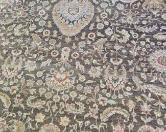 In great condition! Large room rug.