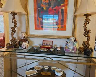 More cool lamps, table and artwork!