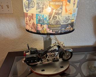 #20 - $50 - Harley Davidson Lamp 18x14x9