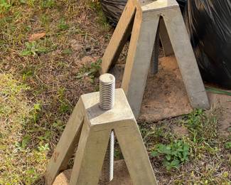 $20 leveling jacks