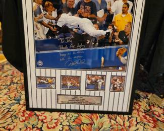 Derek Jeter signed/autographed picture