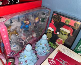 Rudolph Figure Set & Grinch Pop Pin