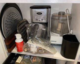 Assorted Kitchen Appliances