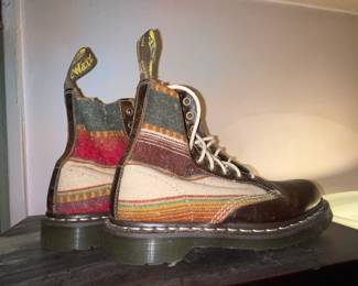 TONS Of Shoes, Sneakers, & Assorted Footwear! (Dr.Martens, Allen Edmonds, Cole Haan, Bass, Nike, Converse, Vans, Etc.) 