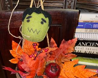 Halloween Decor