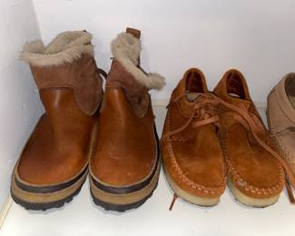 TONS Of Shoes, Sneakers, & Assorted Footwear! (Dr.Martens, Allen Edmonds, Cole Haan, Bass, Nike, Converse, Vans, Etc.) 