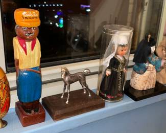 Figurines & Trinkets