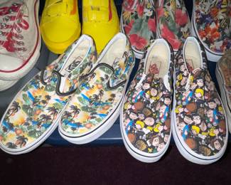 TONS Of Shoes, Sneakers, & Assorted Footwear! (Dr.Martens, Allen Edmonds, Cole Haan, Bass, Nike, Converse, Vans, Etc.) 