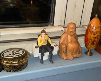 Figurines & Trinkets