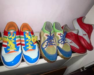 TONS Of Shoes, Sneakers, & Assorted Footwear! (Dr.Martens, Allen Edmonds, Cole Haan, Bass, Nike, Converse, Vans, Etc.) 