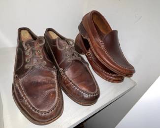 TONS Of Shoes, Sneakers, & Assorted Footwear! (Dr.Martens, Allen Edmonds, Cole Haan, Bass, Nike, Converse, Vans, Etc.) 