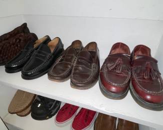 TONS Of Shoes, Sneakers, & Assorted Footwear! (Dr.Martens, Allen Edmonds, Cole Haan, Bass, Nike, Converse, Vans, Etc.) 
