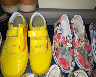 TONS Of Shoes, Sneakers, & Assorted Footwear! (Dr.Martens, Allen Edmonds, Cole Haan, Bass, Nike, Converse, Vans, Etc.) 