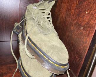 TONS Of Shoes, Sneakers, & Assorted Footwear! (Dr.Martens, Allen Edmonds, Cole Haan, Bass, Nike, Converse, Vans, Etc.) 