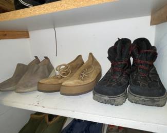 TONS Of Shoes, Sneakers, & Assorted Footwear! (Dr.Martens, Allen Edmonds, Cole Haan, Bass, Nike, Converse, Vans, Etc.) 