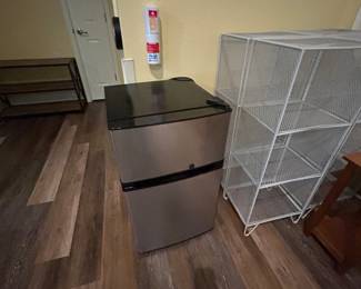 Mini fridge