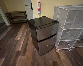 Mini fridge