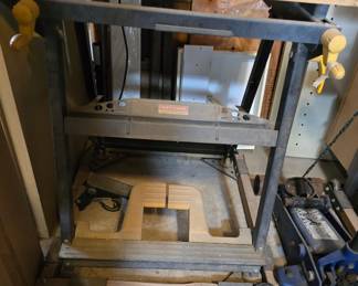 Craftsman work table