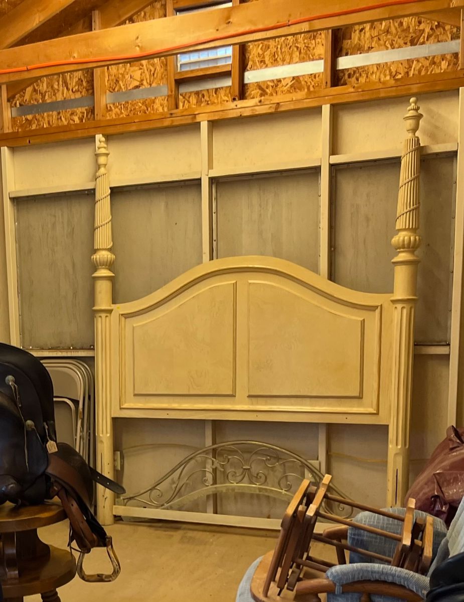 Lovely queen-size headboard with twisting, carved posts and a metal arch