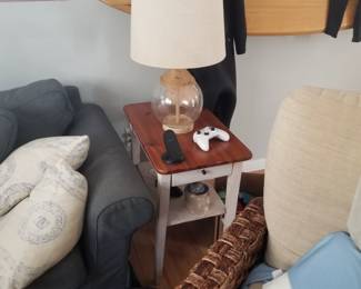 End table; table lamp
