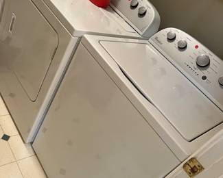 Whirlpool washer & dryer 