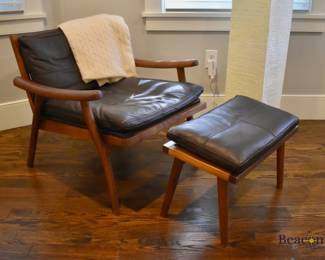 Vibieffe leather and walnut chair and ottoman