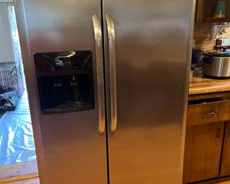 Stainless steel refrigerator