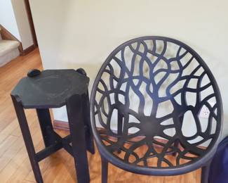 Modern resin chair 