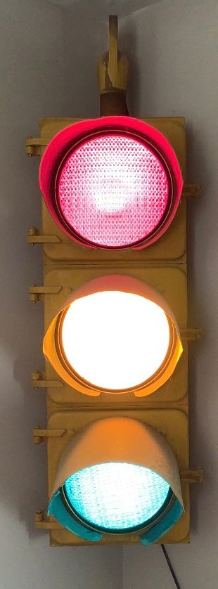 VINTAGE STOP LIGHT