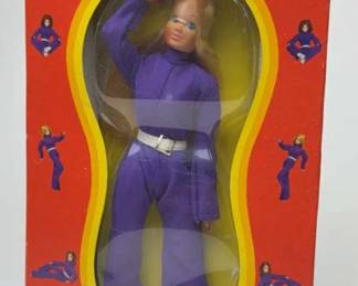 DINAH-MITE ACTION DOLL