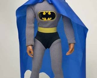 BATMAN ACTION FIGURE