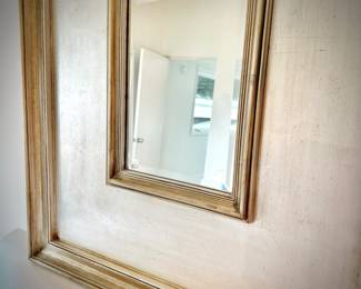 Wall mirror with wide matte