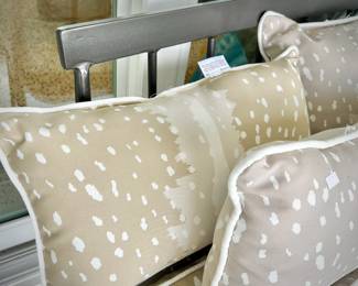 Outdoor lumbar pillows in fawn print