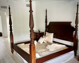 Bernhardt 4-poster king bed