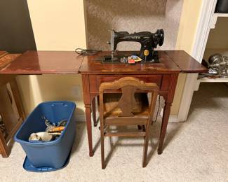 SINGER SEWING MACHINE AJ459018