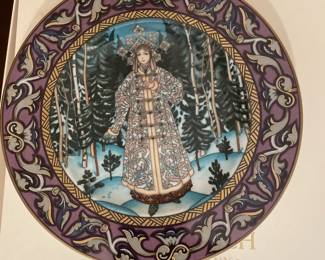 Decorative Collectible Plates