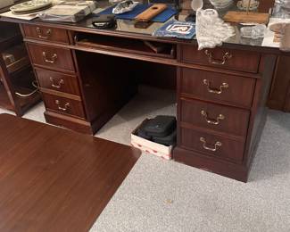 Desk, floor pad, misc