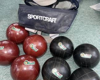 Bocce set