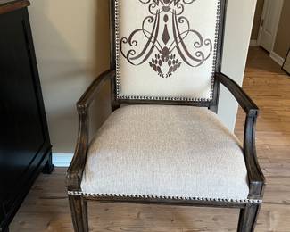 Hooker accent chair 1of2
$40